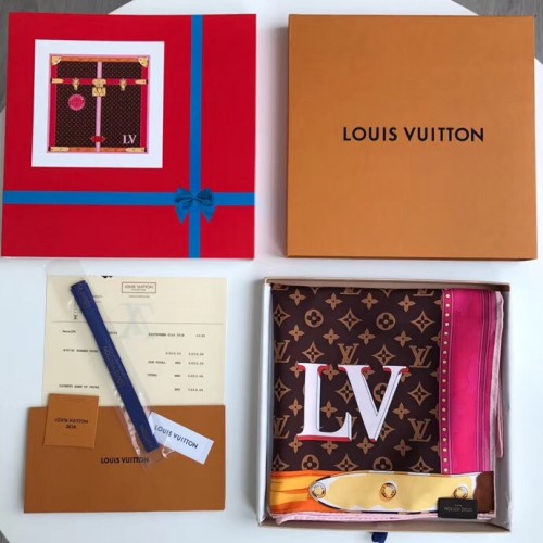 Louis Vuitton Scarf 040